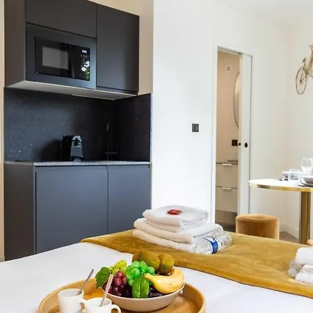 Апартаменты Cosy Studio - Parc Des Expositions Tour Eiffel 13 Париж
